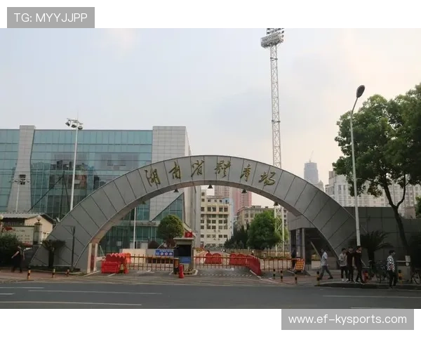 俱乐部建设多功能训练中心为球队提供全方位支持